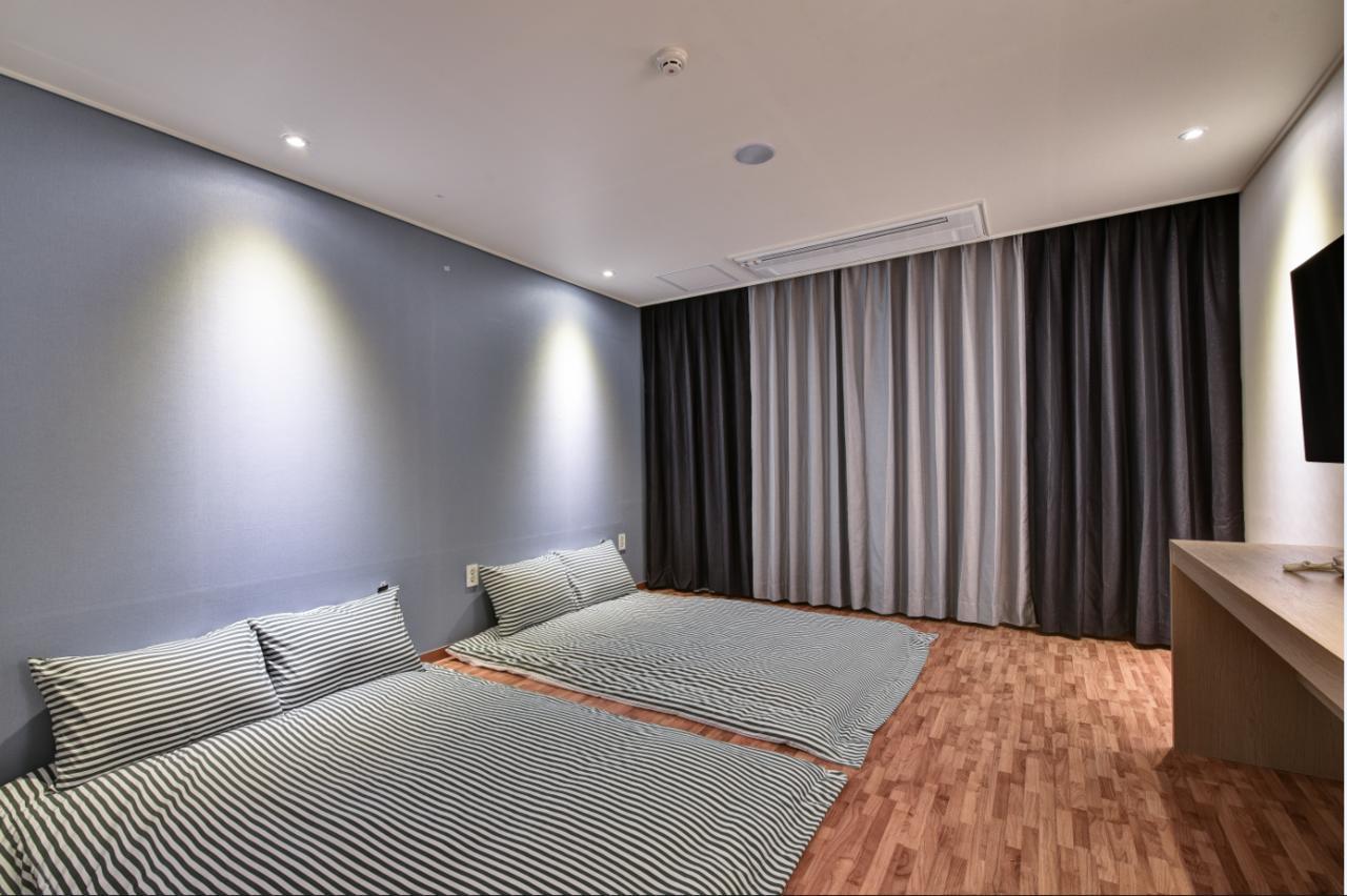 ซี แอนด์ มูน ทัวริสต์ โฮเต็ล Hotel อินชอน ภายนอก รูปภาพ