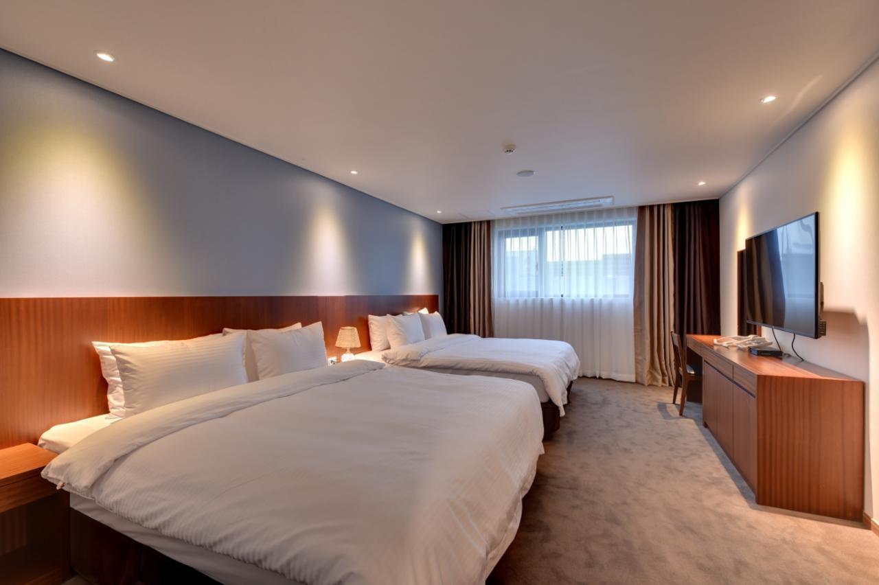 ซี แอนด์ มูน ทัวริสต์ โฮเต็ล Hotel อินชอน ภายนอก รูปภาพ